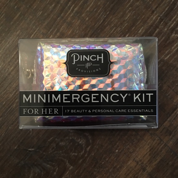Mini Emergency Minimergency Kit Bridesmaids Women - Picture 7 of 8